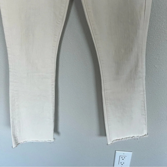 MOTHER Superior The Insider Ankle Fray Jean Act Natural Cream Off White Denim 25 - Picture 5 of 14